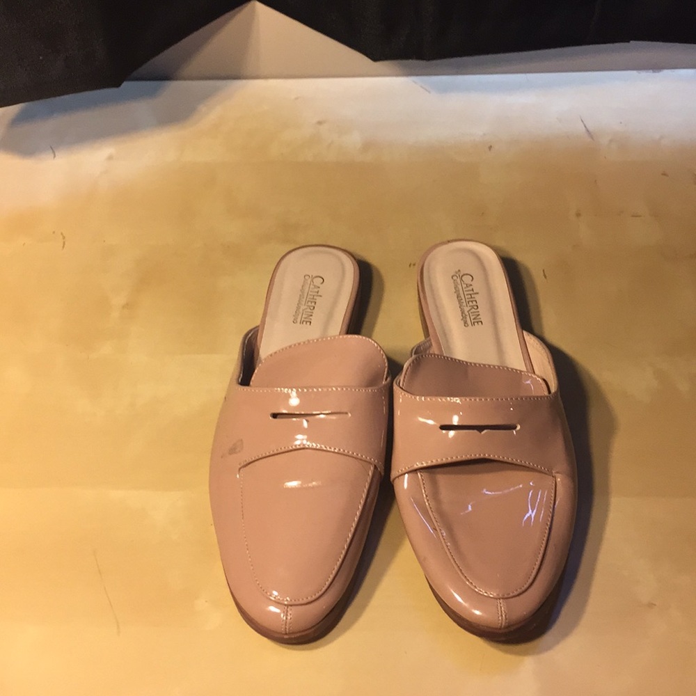 Women's slip ons